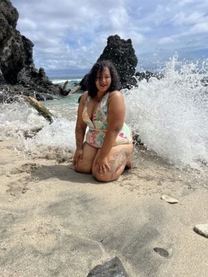 Maillot de bain grande taille 2 pièces avec paréo, jaune.