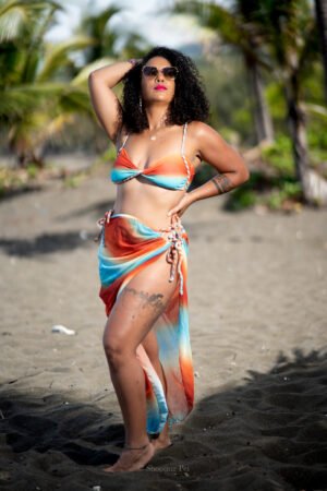 Maillot de bain 3 pièces, multicolore.